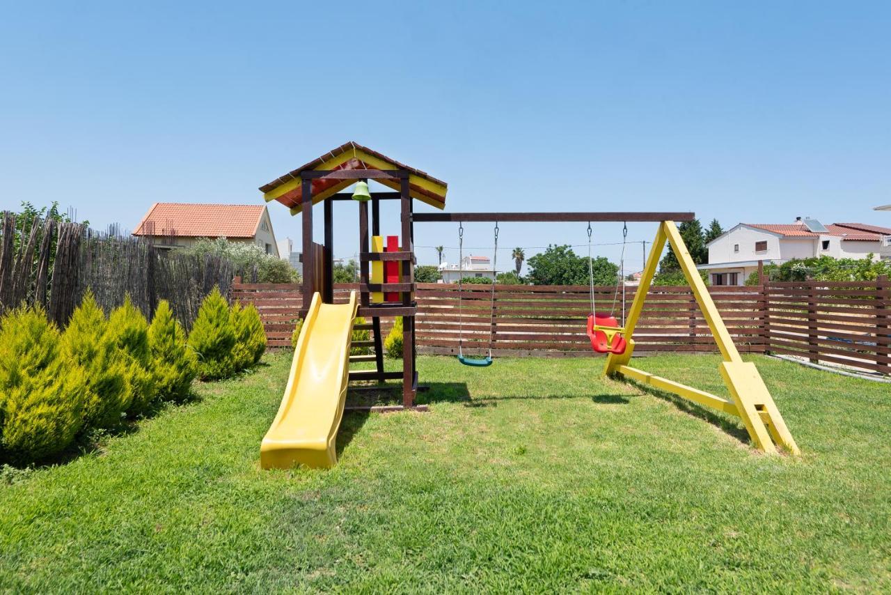 Christina Dream Village Aparthotel 3*