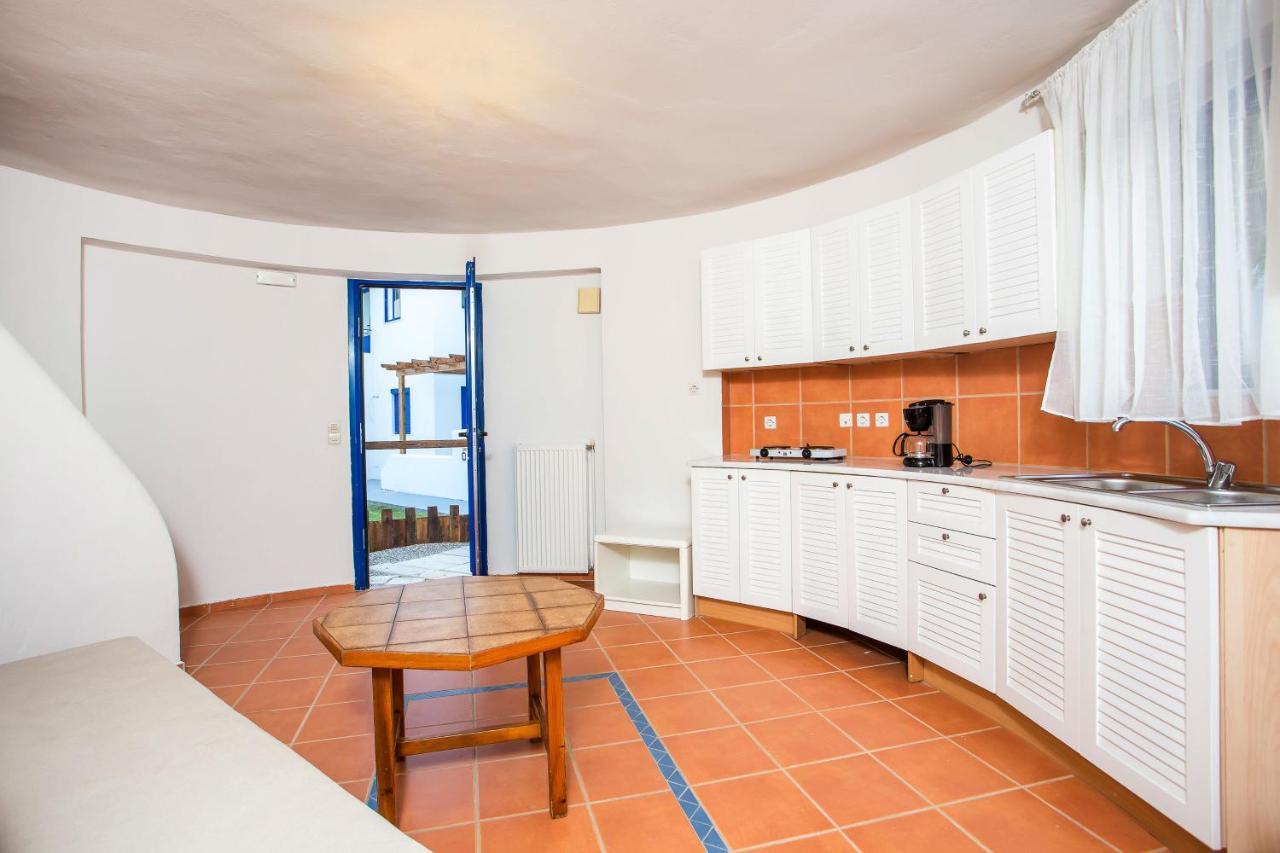 Aparthotel Christina Dream Village 3*