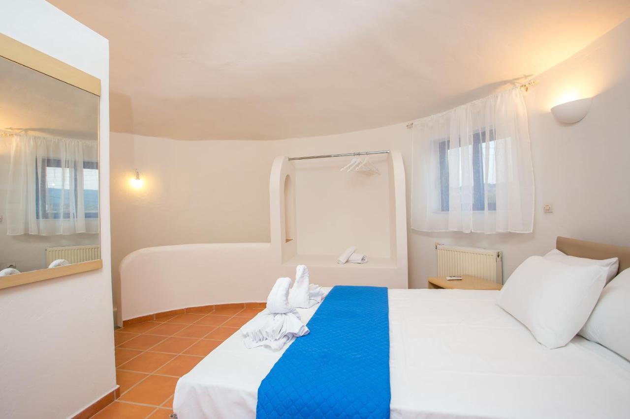 Christina Dream Village Aparthotel 3*